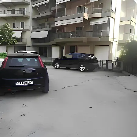 ομορφο διαμερισμα στο κεντρο της πολης με παρκιν