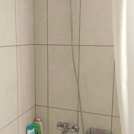 Apartamento ομορφο διαμερισμα στο κεντρο της πολης με παρκιν *