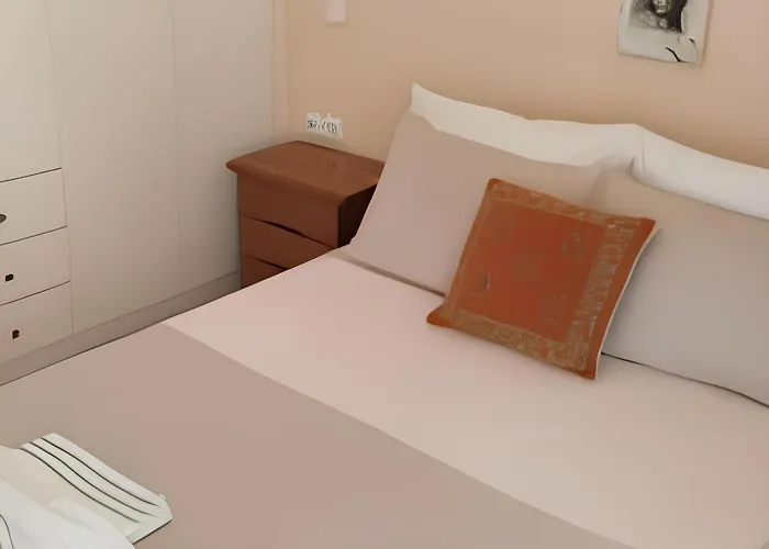 ομορφο διαμερισμα στο κεντρο της πολης με παρκιν Apartment